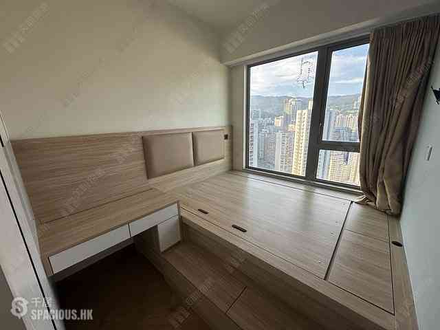Tsuen Wan - Parc City Block 7 04