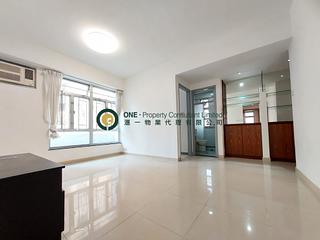 Sai Ying Pun - Yin Tak Building 03