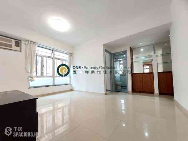 Sai Ying Pun - Yin Tak Building 03