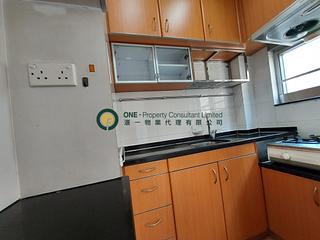 Sai Ying Pun - Yin Tak Building 04