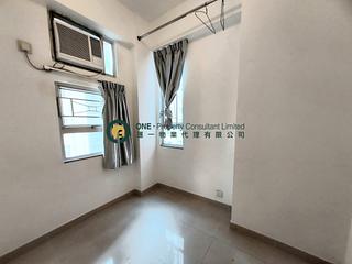 Sai Ying Pun - Yin Tak Building 07