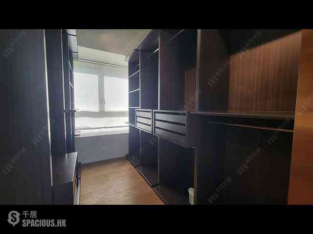 Tai Hang - Carnation Court 02