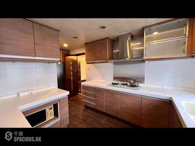 Kowloon Tong - Beverly Villas Block 7 09