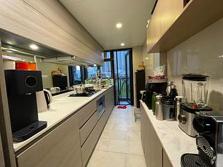 Tung Chung - The Visionary Tower 3 04
