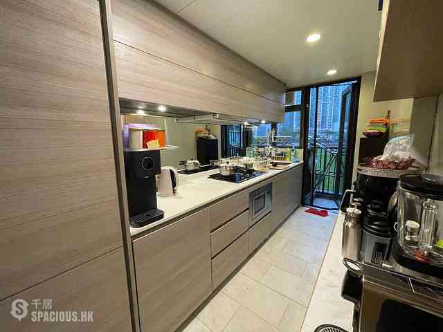 Tung Chung - The Visionary Tower 3 05