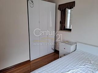Kennedy Town - University Heights 04