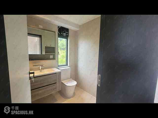 Braemar Hill - Wilshire Towers Block C 05
