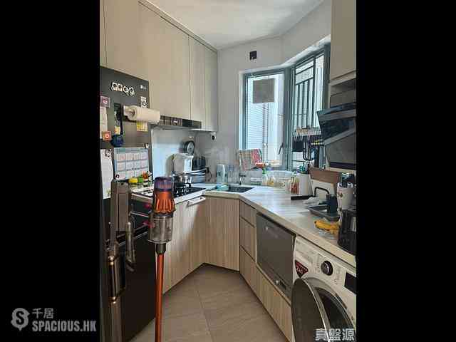 Tiu Keng Leng - Ocean Shores Phase 3 Block 13 05