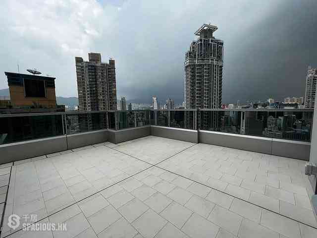 Tai Kok Tsui - L・Living 23 01