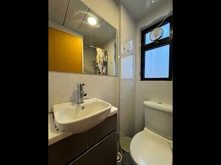 Wan Chai - 112, Johnston Road 07