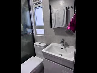 Wan Chai - Tonnochy Towers Block B 06