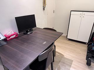Wan Chai - Tonnochy Towers Block B 09