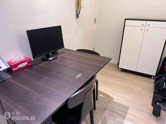 Wan Chai - Tonnochy Towers Block B 09