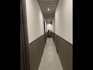 Central - 72, Des Voeux Road Central 03