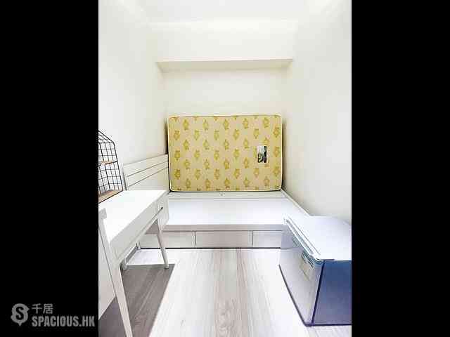 Wan Chai - Cheong Hong Mansion 02