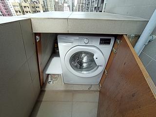 Sai Ying Pun - Tung Cheung Building 05
