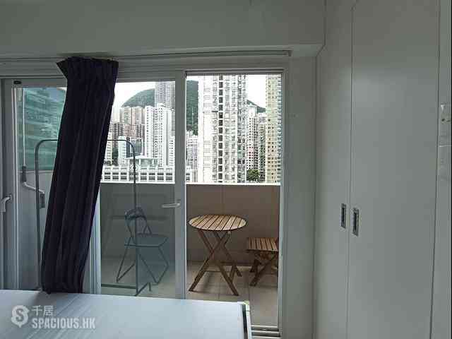 Sai Ying Pun - Tung Cheung Building 11