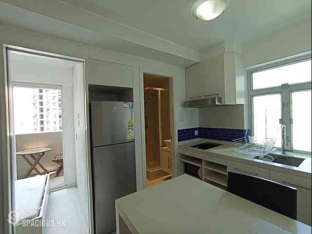 Sai Ying Pun - Tung Cheung Building 15