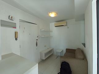 Sai Ying Pun - Tung Cheung Building 18