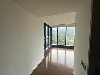 Chung Hom Kok - City Icon Block 1 10