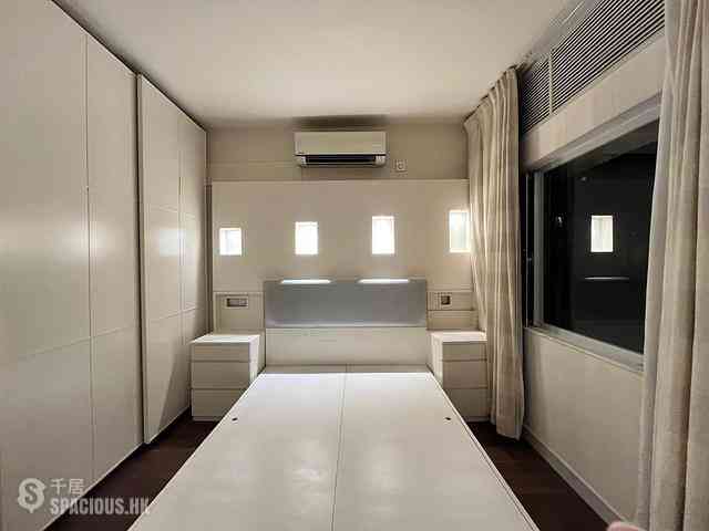 Kennedy Town - Hee Wong Terrace Block 4 04