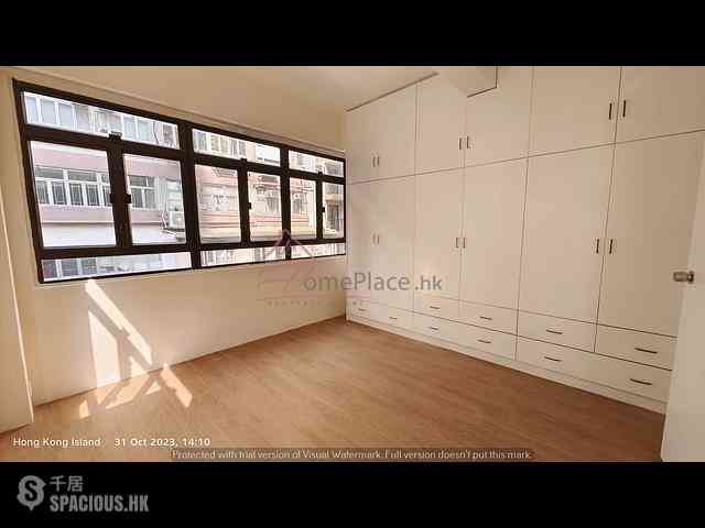 Sheung Wan - 119, Wing Lok Street 04