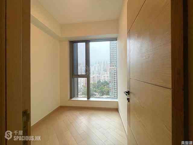 Ngau Tau Kok - Grand Central Phase 2 Block 3 05