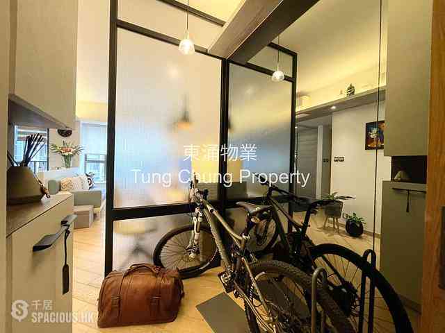 Tung Chung - The Visionary Tower 10 04