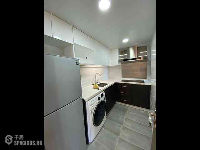 Mid Levels Central - Vantage Park Block 2 07