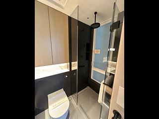 Wan Chai - 33 Kennedy Road 06
