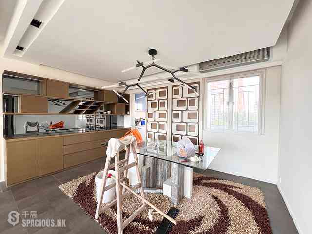 Braemar Hill - Evelyn Towers 01