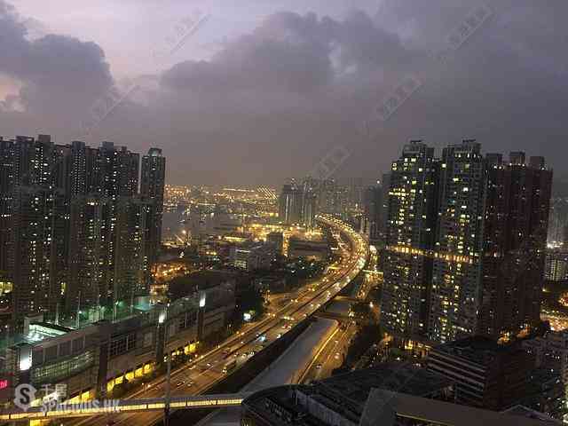 Tai Kok Tsui - Florient Rise 06
