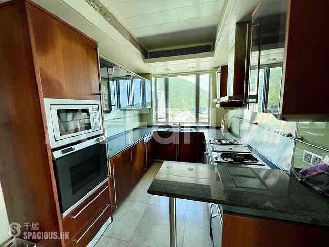 Repulse Bay - Grosvenor Place 04