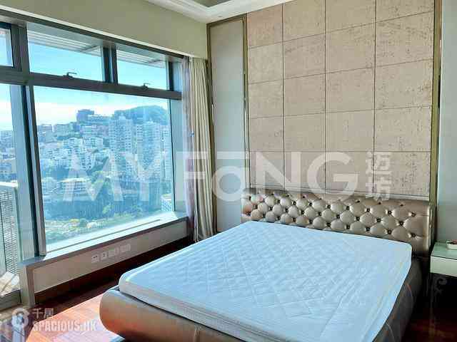 Repulse Bay - Grosvenor Place 05