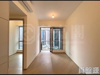 Lohas Park - Lohas Park Phase 11C Villa Garda II Tower 2A 03