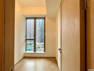Lohas Park - Lohas Park Phase 11C Villa Garda II Tower 2A 06
