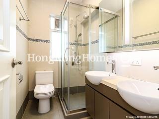Chung Hom Kok - Villa Piubello 06