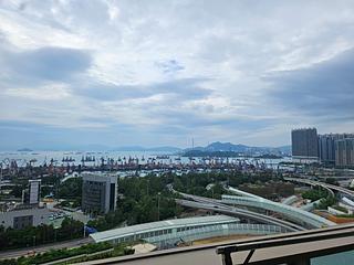 Yau Ma Tei - The Coronation Tower 3 02