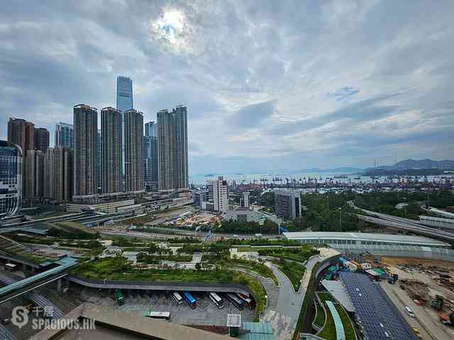 Yau Ma Tei - The Coronation Tower 3 03