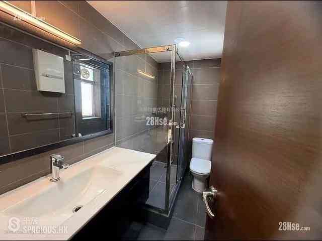 Quarry Bay - Mount Parker Lodge Block E 06