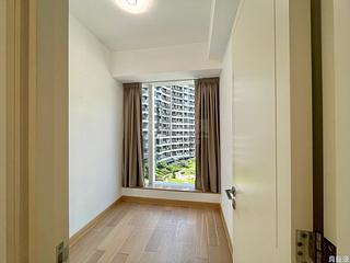 Tseung Kwan O - Monterey Block 8 03