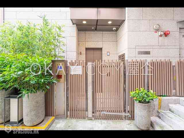 Wan Chai - The Hillside 11