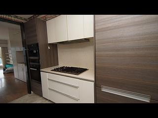 Stanley - Redhill Peninsula Site A (Phase 4) Block 1 15