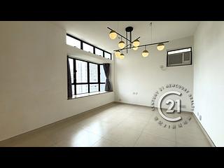 Discovery Bay - Discovery Bay Phase 5 Greenvale Village Greenburg Court (Block 2) 2 02