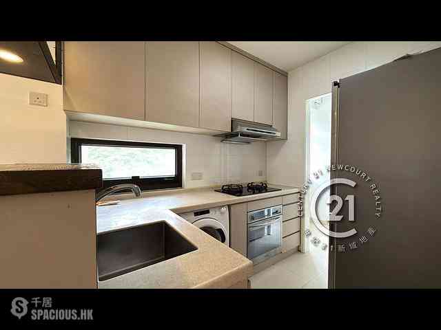 Discovery Bay - Discovery Bay Phase 5 Greenvale Village Greenburg Court (Block 2) 2 05