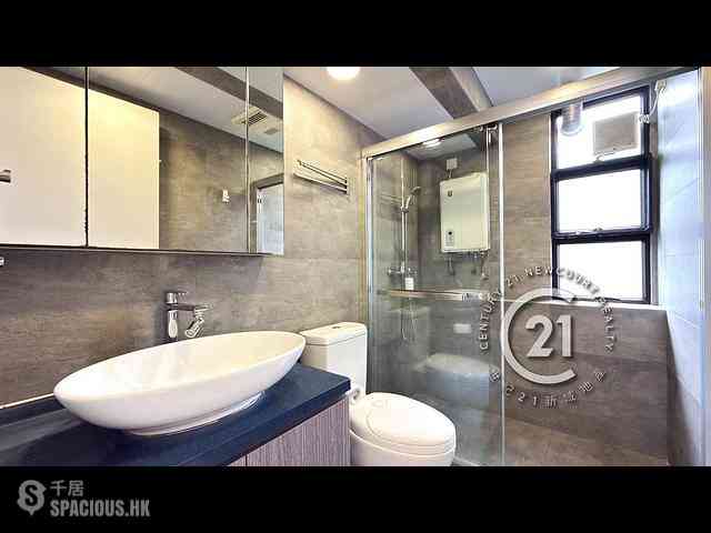 Discovery Bay - Discovery Bay Phase 5 Greenvale Village Greenburg Court (Block 2) 2 12