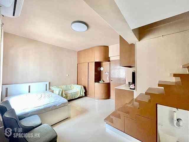 North Point - Majestic Apartments 01