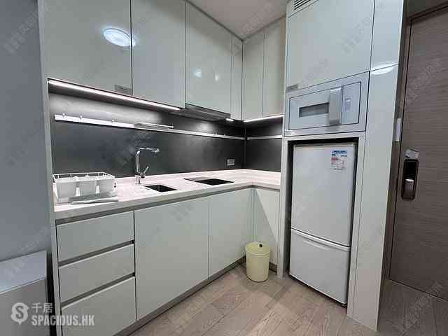 Pak Shek Kok - Solaria Tower 9 03