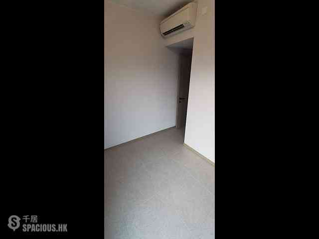 Yuen Long - Atrium House 07