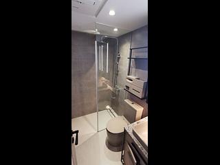 Yuen Long - Atrium House 09